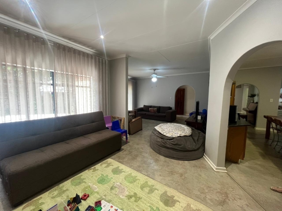 4 Bedroom Property for Sale in Bodorp North West